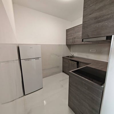 Miete einer gemütlichen 2-Zimmer-Wohnung, 42 m², Zvezdara, Belgrad, Serbien